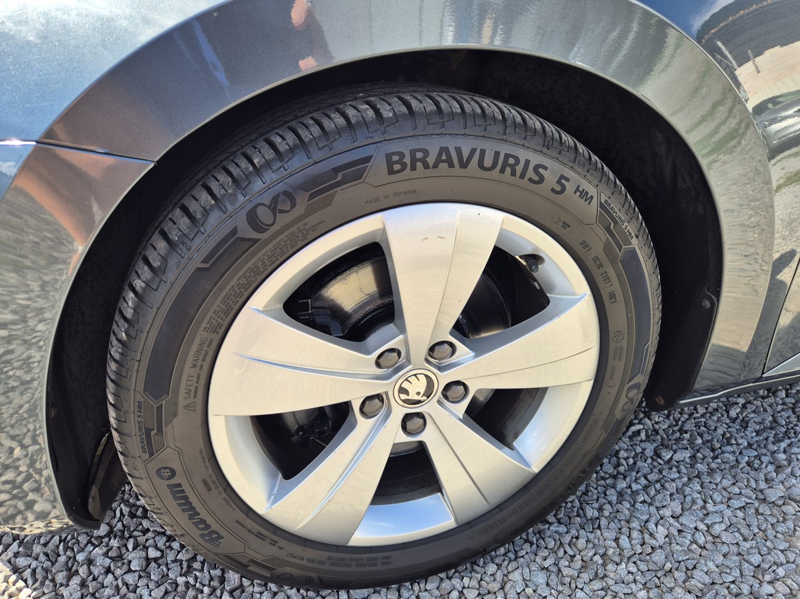 Škoda Superb Combi 2.0 TDi DSG 147 kW DSG Ambition