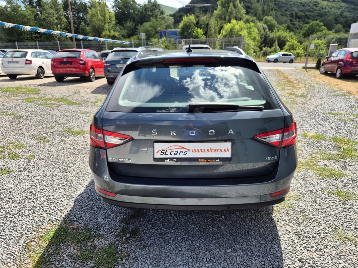Škoda Superb Combi 2.0 TDi DSG 147 kW DSG Ambition