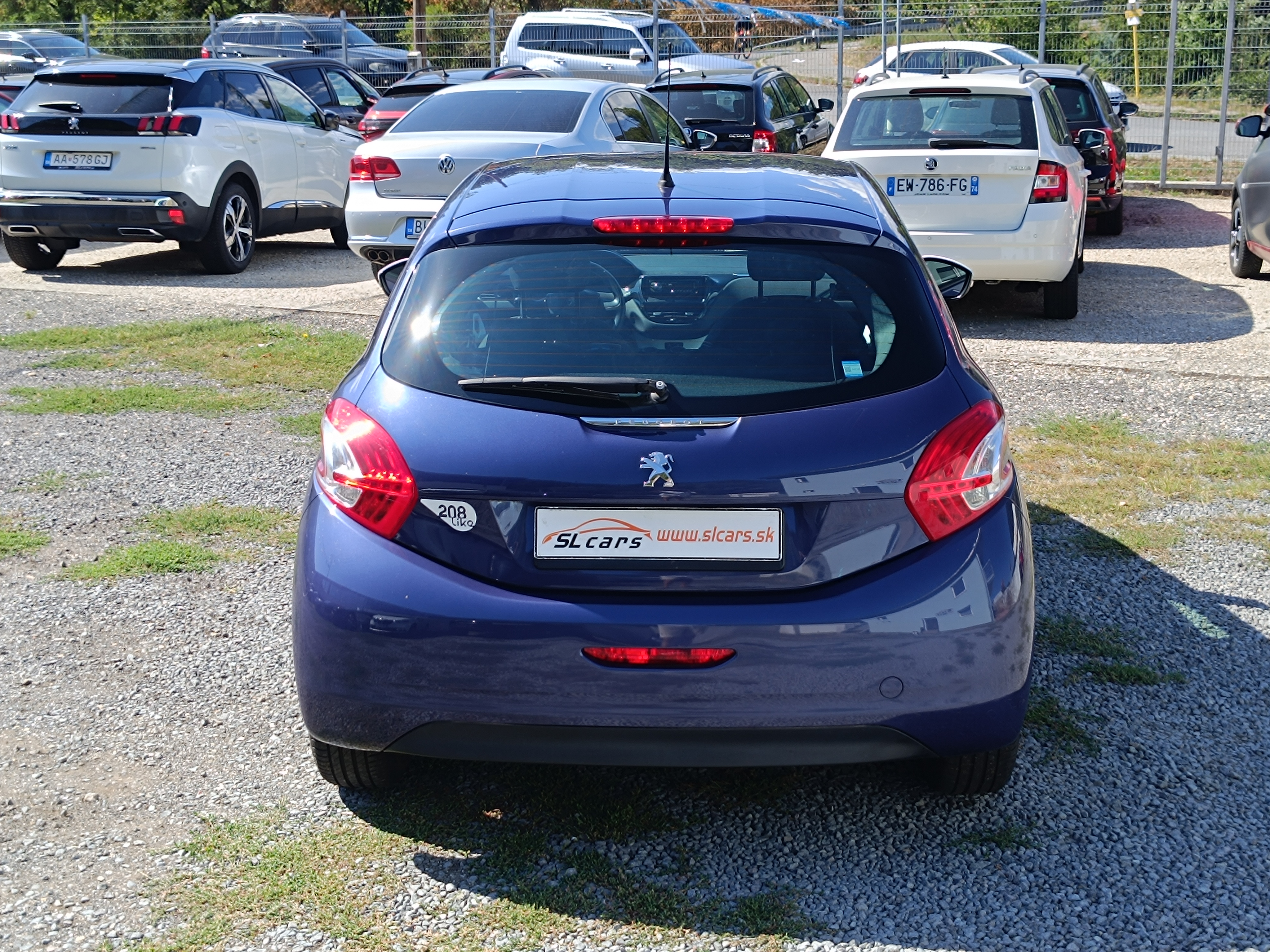 Peugeot 208 1,0i 50 kW r.v. 10/2014