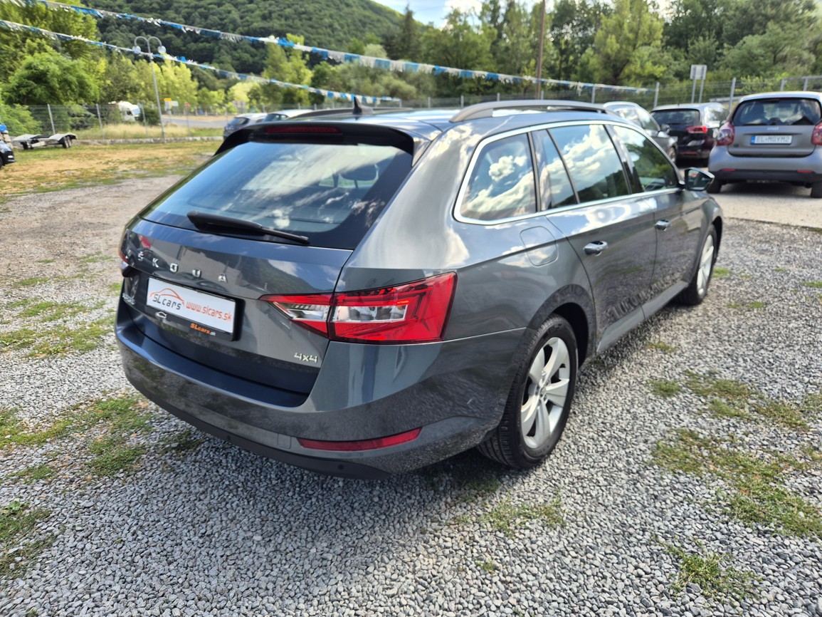 Škoda Superb Combi 2.0 TDi DSG 147 kW DSG Ambition