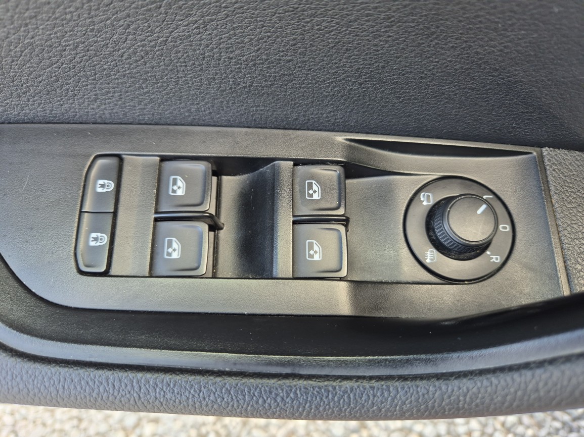 Škoda Superb Combi 2.0 TDi DSG 147 kW DSG Ambition