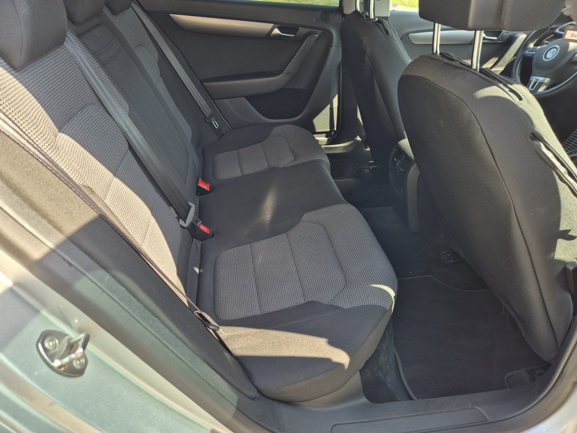 Volkswagen Passat 2.0 TDi 103 KW R-Line
